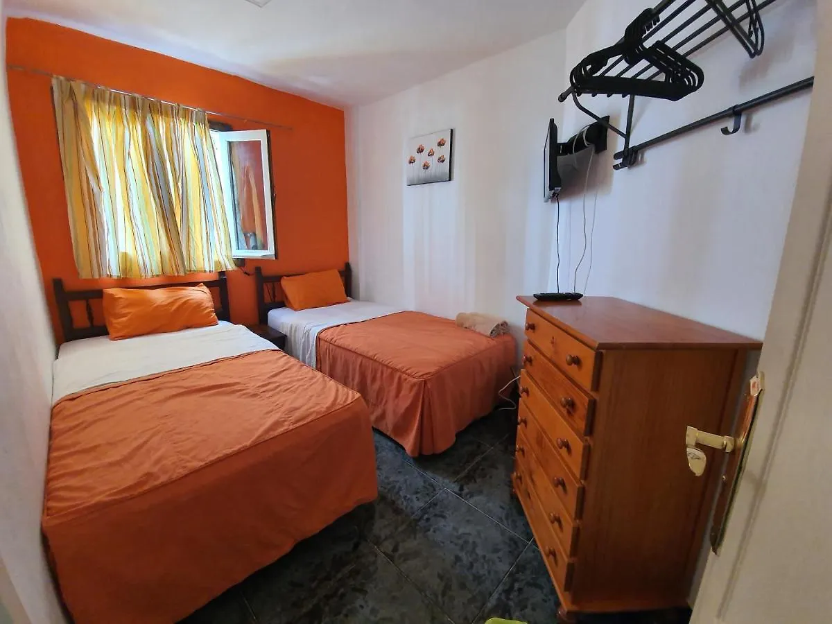 Full Flats And Rooms With Shared Toilet Wifi Free San Fernando Playa del Inglés Spanien