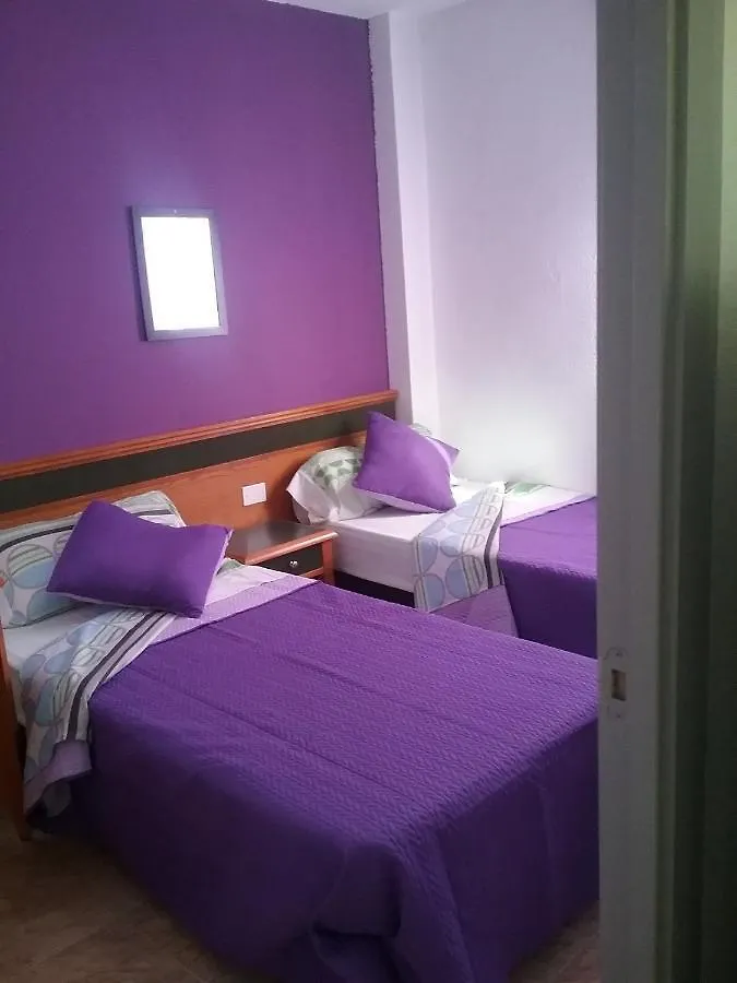 Full Flats And Rooms With Shared Toilet Wifi Free San Fernando Playa del Ingles  0*, Playa del Ingles (Gran Canaria)
